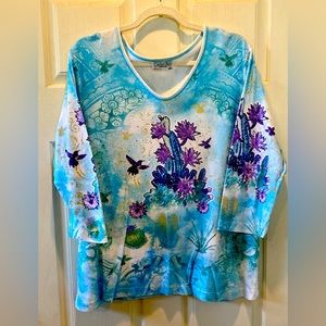 Woman’s Cactus Bay 3/4 sleeve t-shirt with sequin cactus and hummingbirds